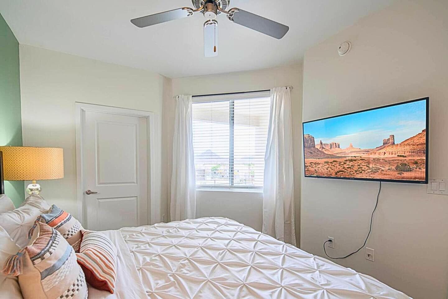 Villa Shopping & Dining 1 Mile - 24 Hour Pool With Parking - 4036 Phoenix Exterior foto