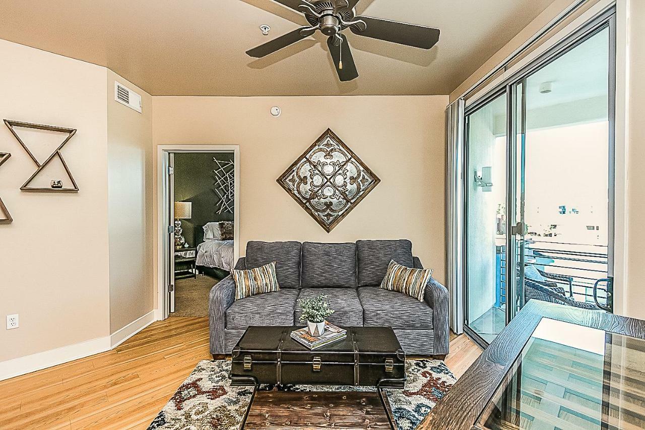 Villa Shopping & Dining 1 Mile - 24 Hour Pool With Parking - 4036 Phoenix Exterior foto